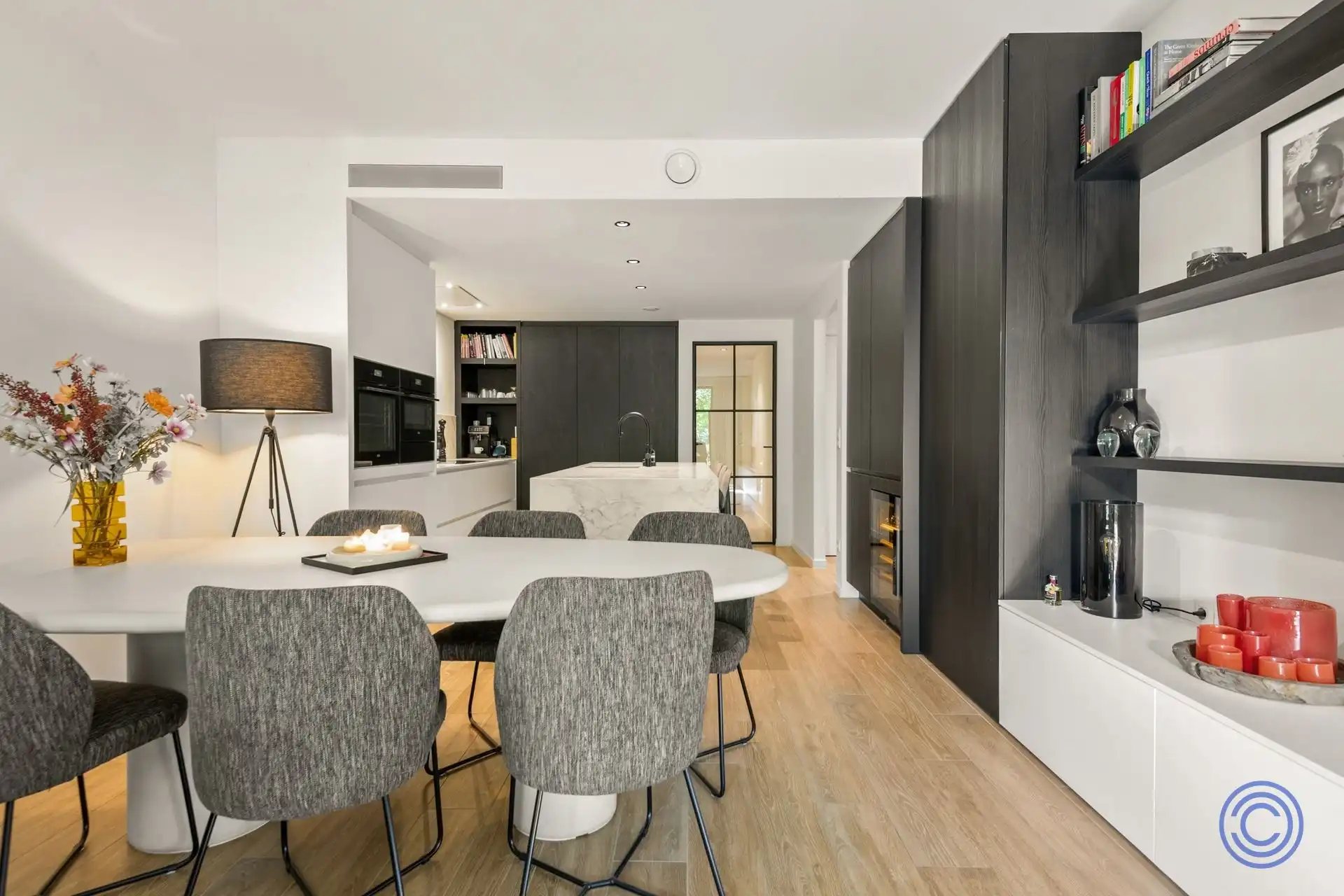 Luxueus afgewerkt BEN appartement met 3 slaapkamers en terras! foto 5