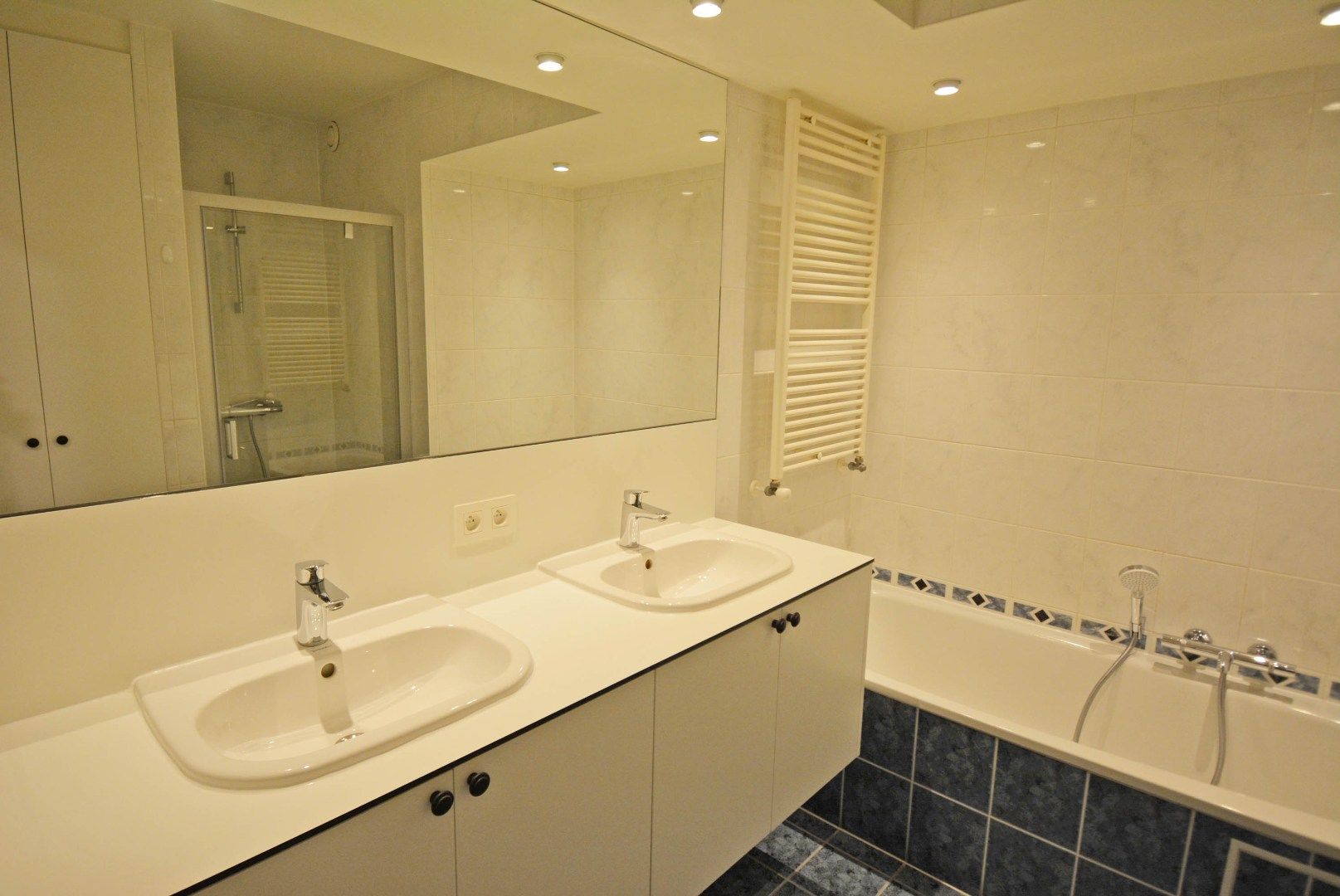 Centraal gelegen ruim appartement vlak bij het stadhuis van Knokke foto 15