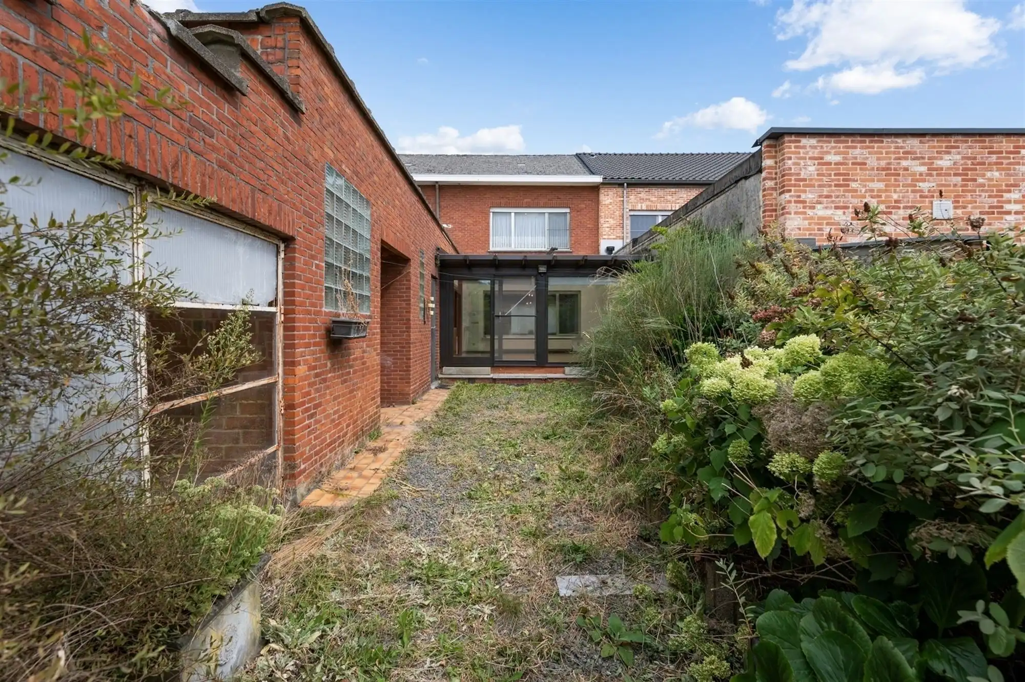 Verrassend ruime woning op een knap perceel van 875m² te Putte foto 17