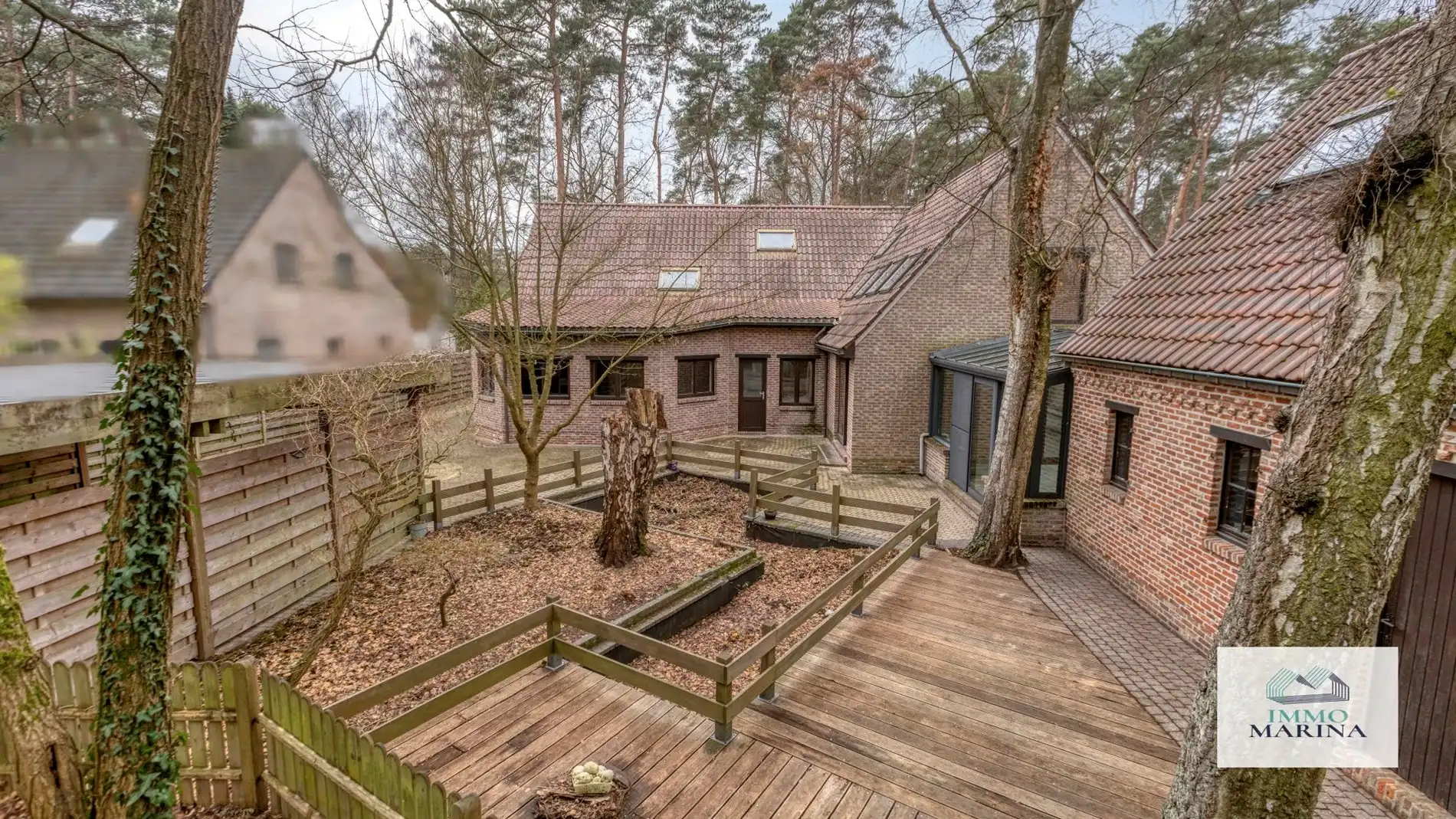 Unieke open bebouwing met 5 slpk op 15 are foto 2