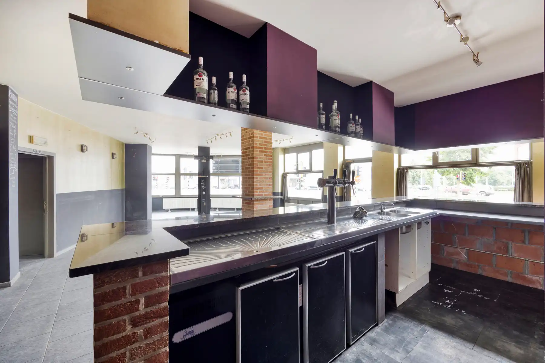 Handelspand met 2 vergunde appartementen  foto 8