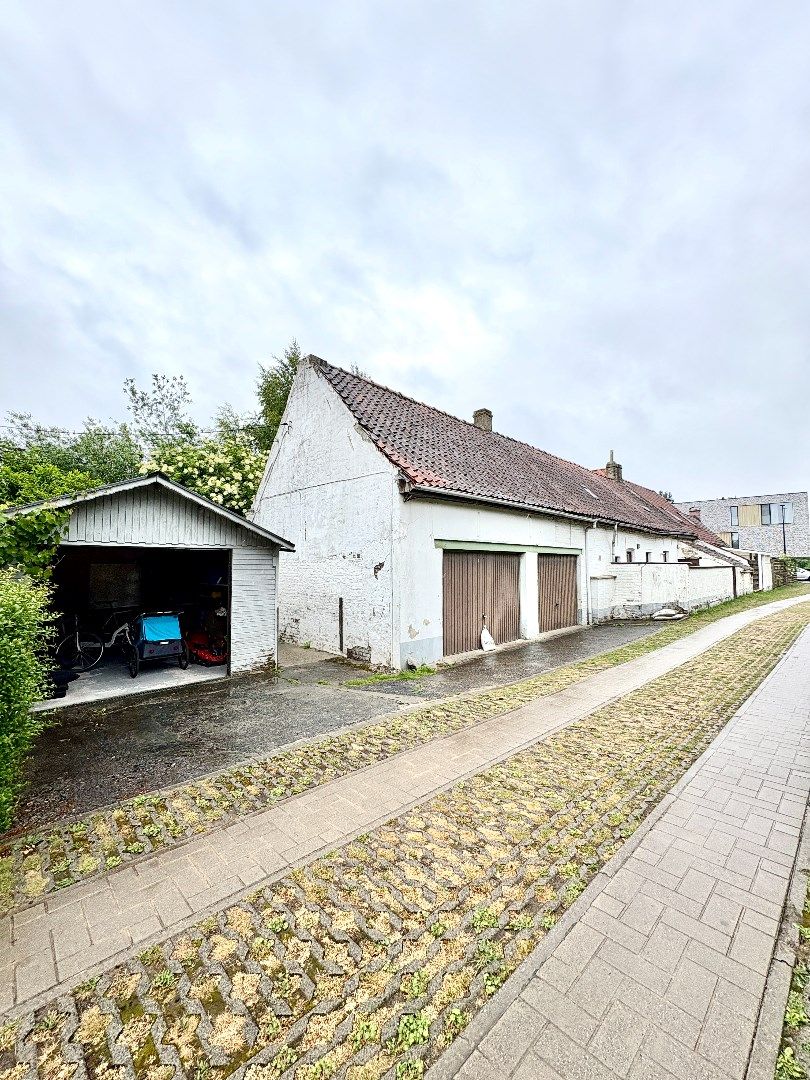 Hoogwaardig gerenoveerde woning in het centrum van Kuurne met garage. foto 16