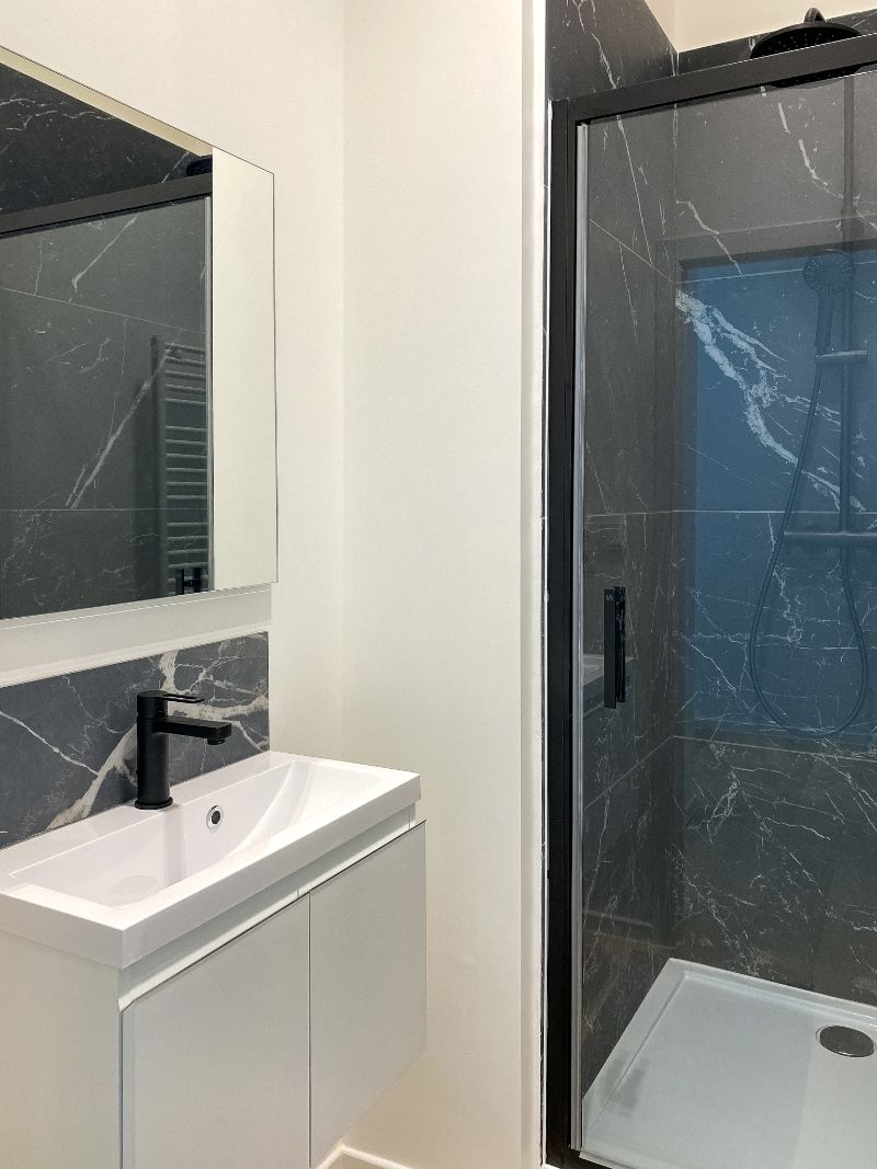 Gerenoveerde woning op uitstekende ligging! foto 20