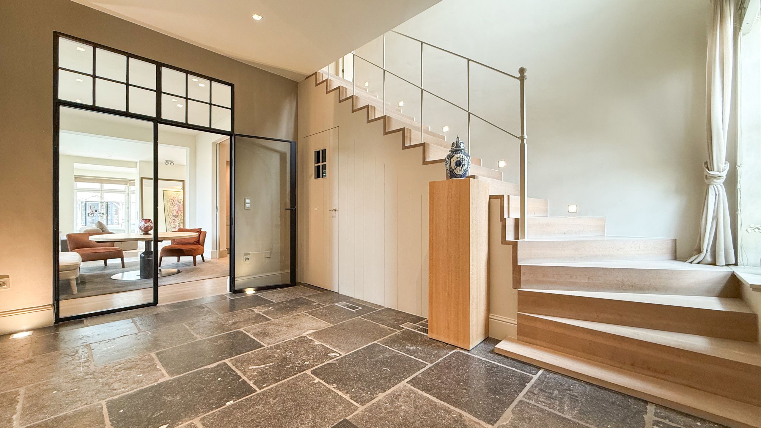 Exclusieve villa met zwembad op riant perceel in Koersel! foto 35