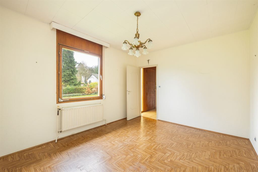 Te renoveren woning in doodlopende straat! foto 11