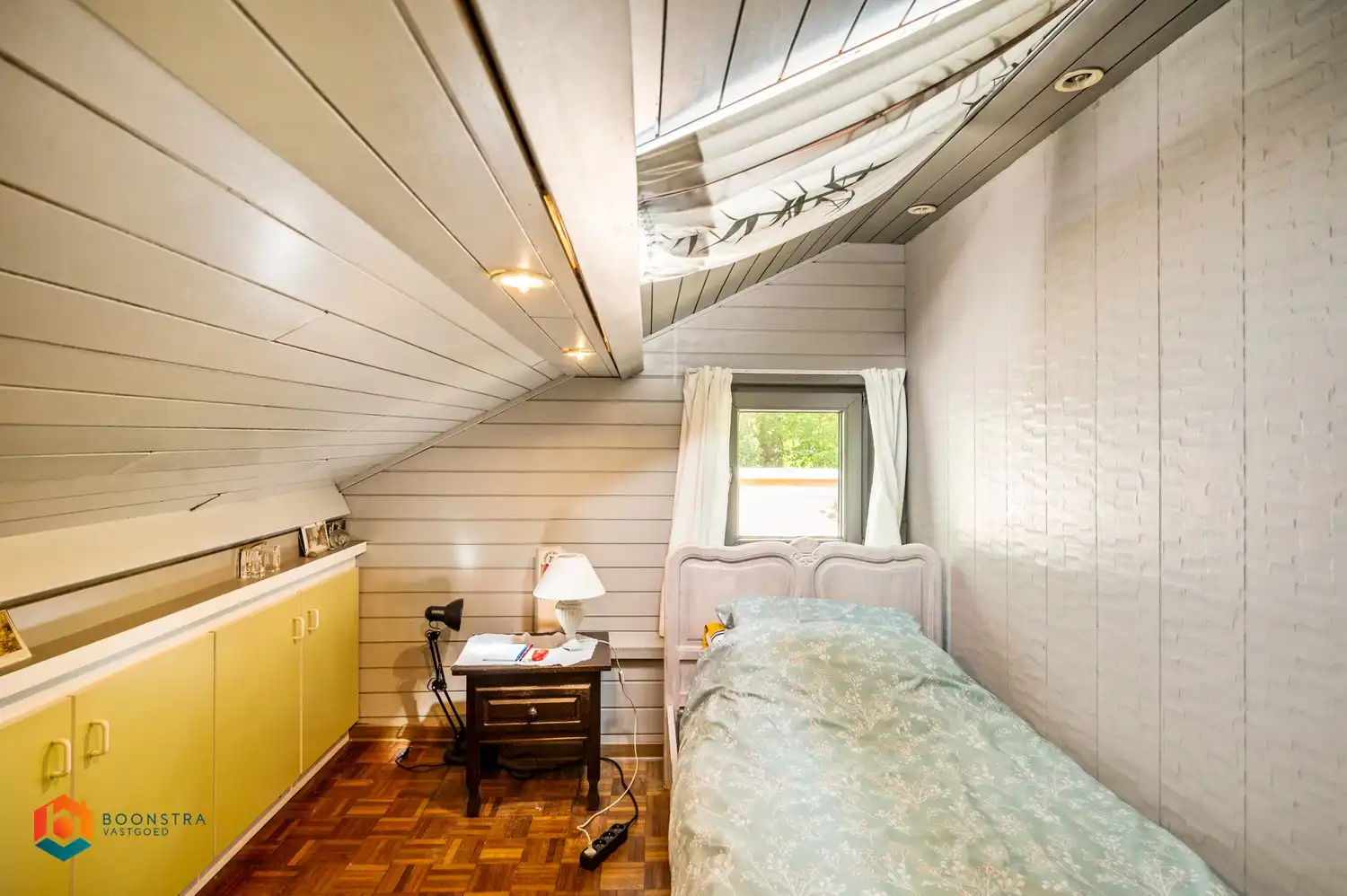Charmante woning met 2 slpkrs op groene locatie foto 16