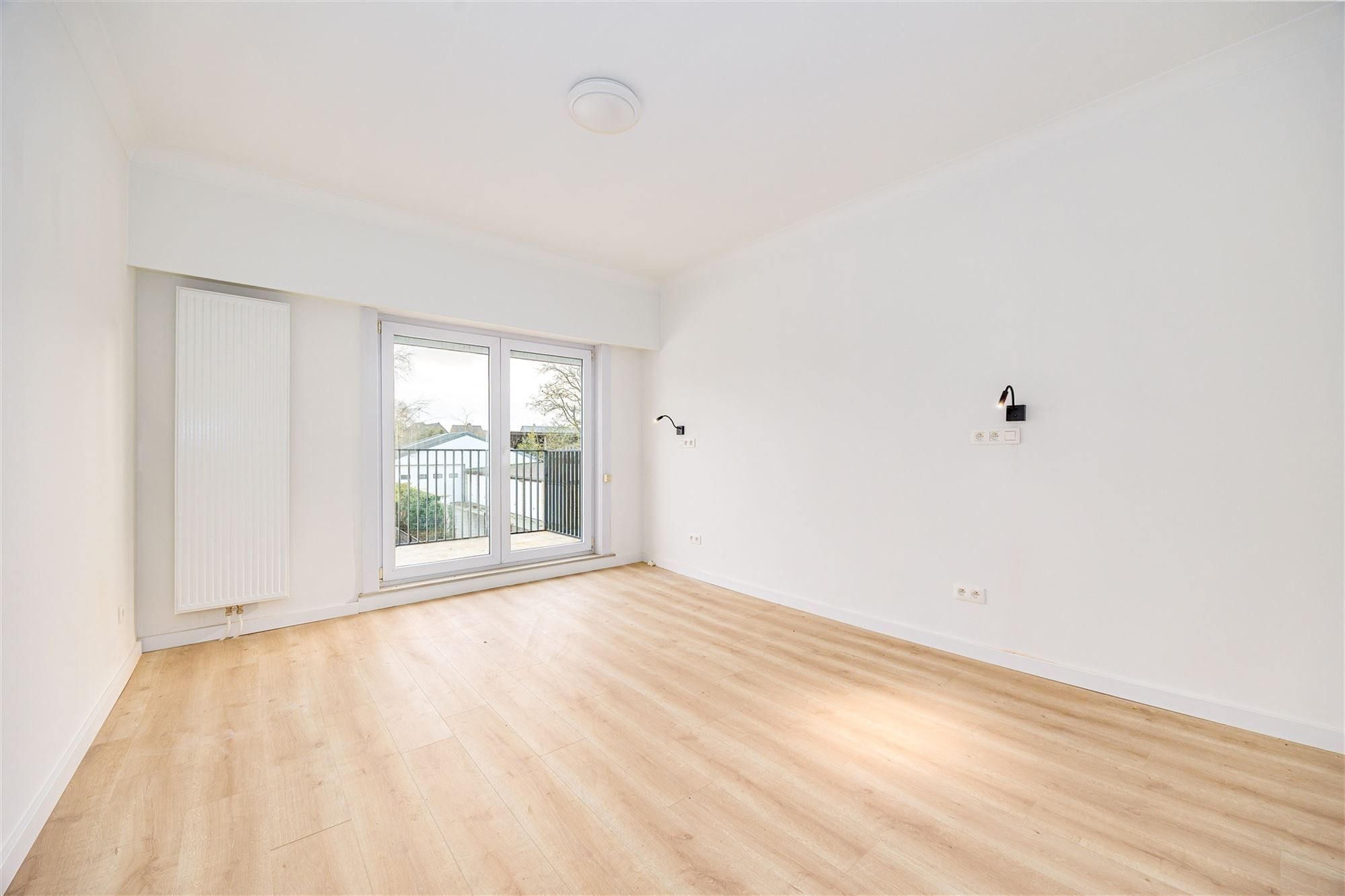 Vergund gerenoveerd appartementsgebouw  foto 22