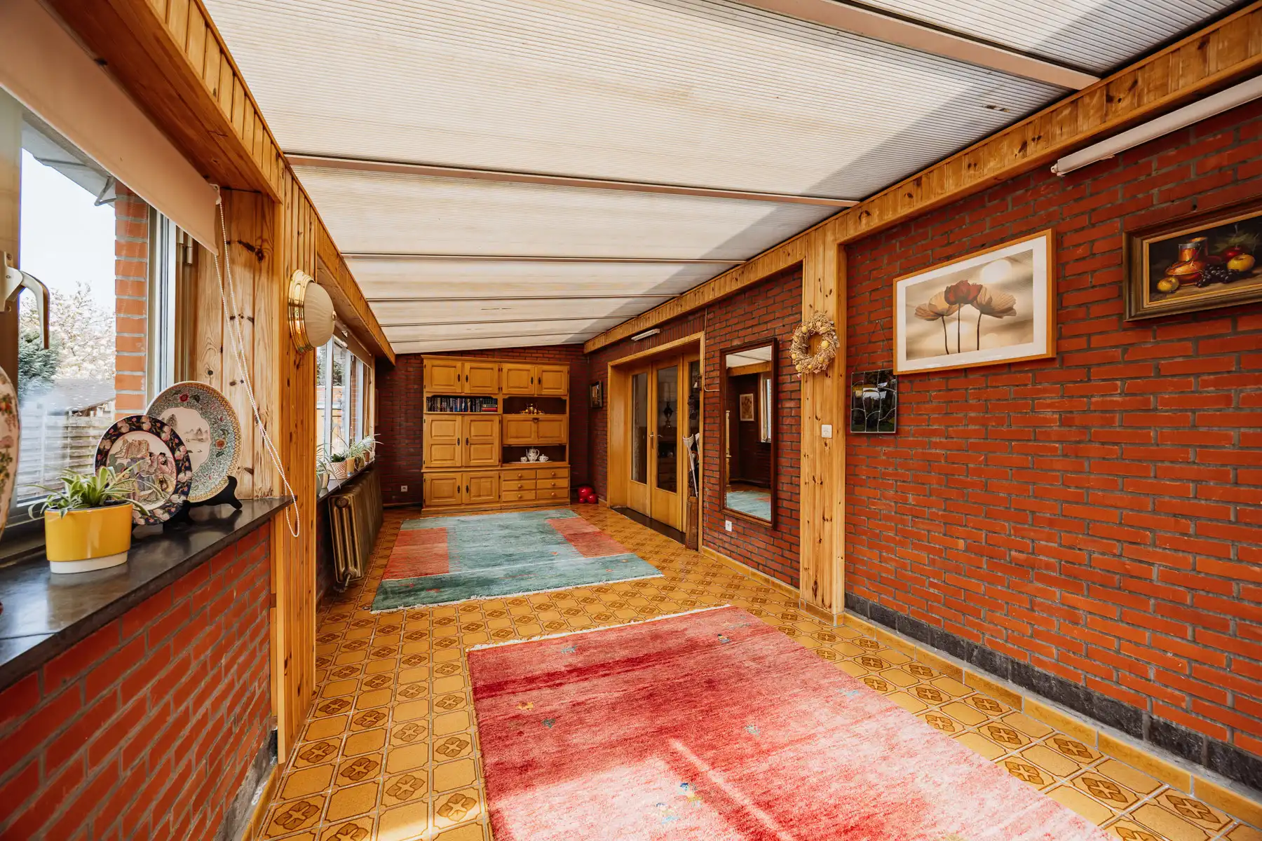 Open bebouwing met veelzijdig bijgebouw op een toplocatie foto 16