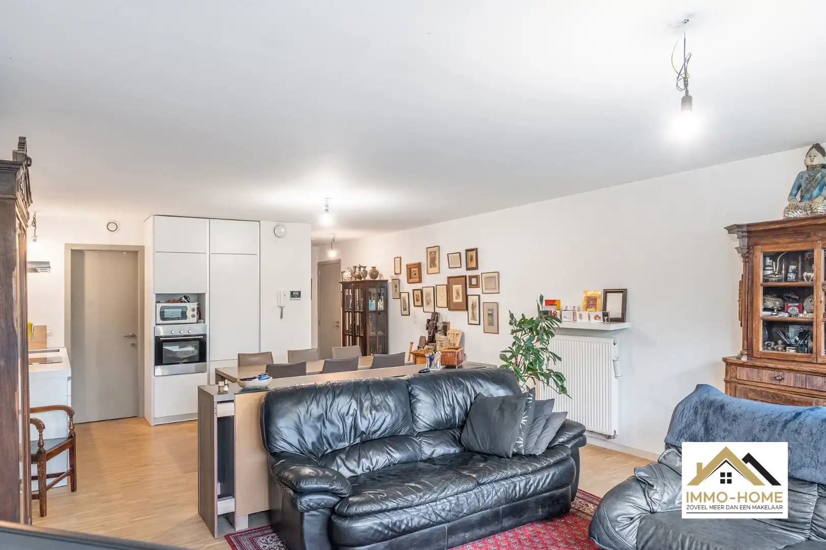 Recent gelijkvloers appartement met tuin en parkeerplaats!  foto 6