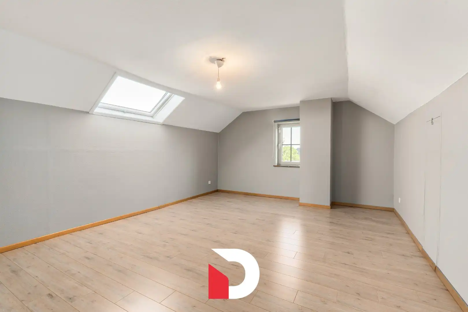 Alleenstaande woning in een residentiële omgeving te Sint-Kruis. foto 16