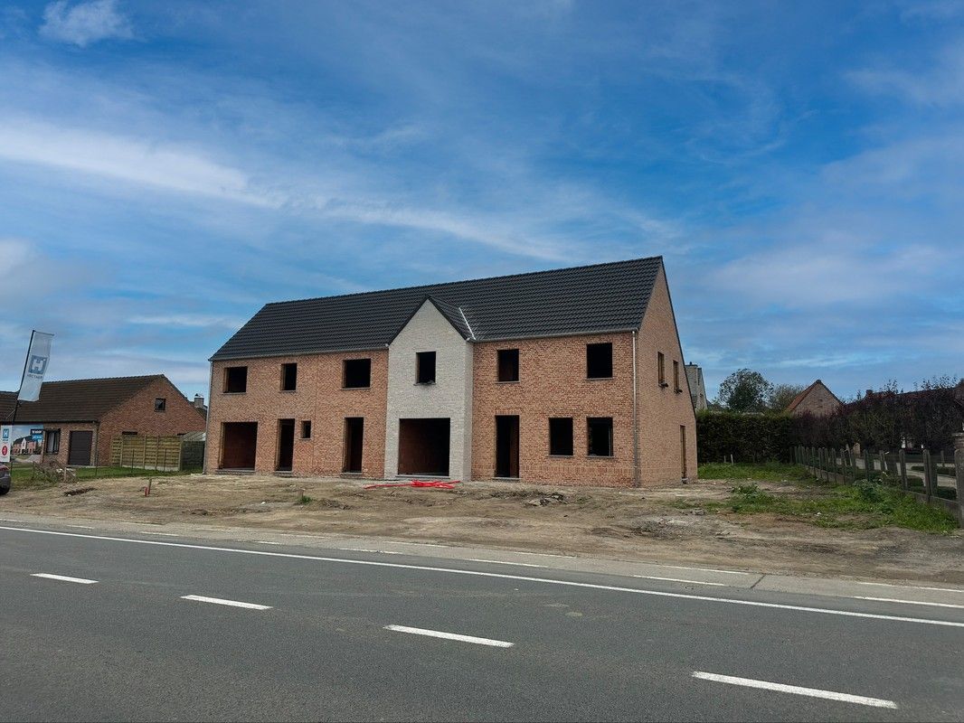 In het centrum van Ursel bouwt Hectaar 3 nieuwbouwwoningen foto 2