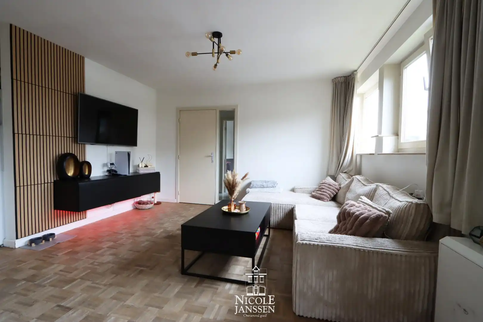 Verzorgd instapklaar appartement op de eerste verdieping met garage foto 5