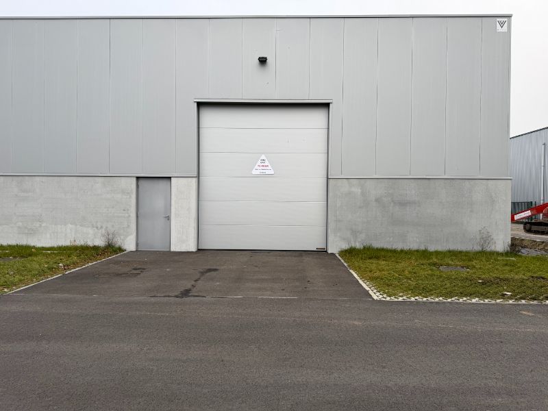 Nieuwbouw KMO-Unit te huur foto {{pictureIndex}}