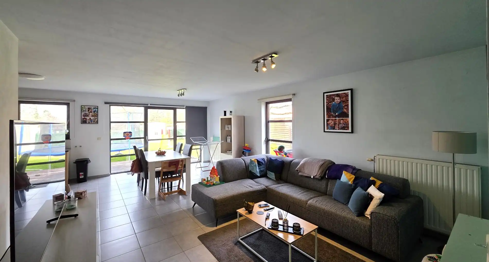 Ruim gelijkvloers appartement met tuin en garage foto 5