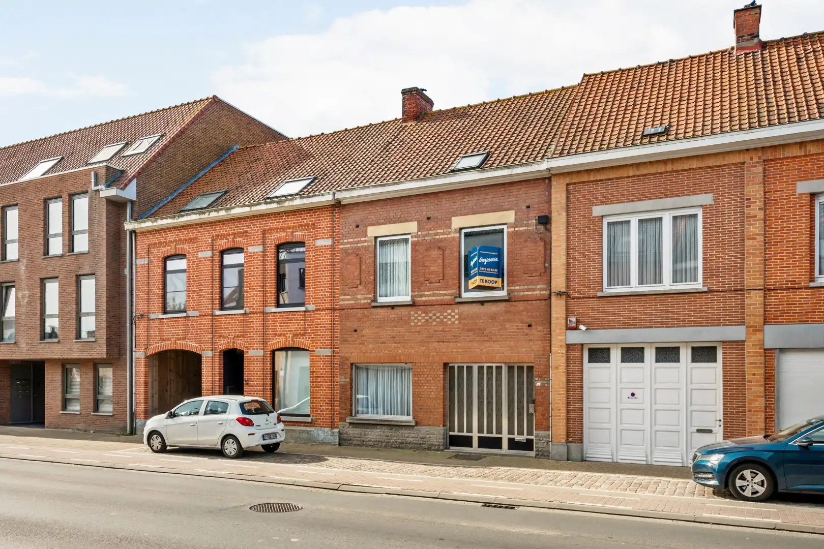 Verzorgde woning met 3, mogelijks 5 slaapkamers, garage en zonnige tuin in Geluwe foto 2