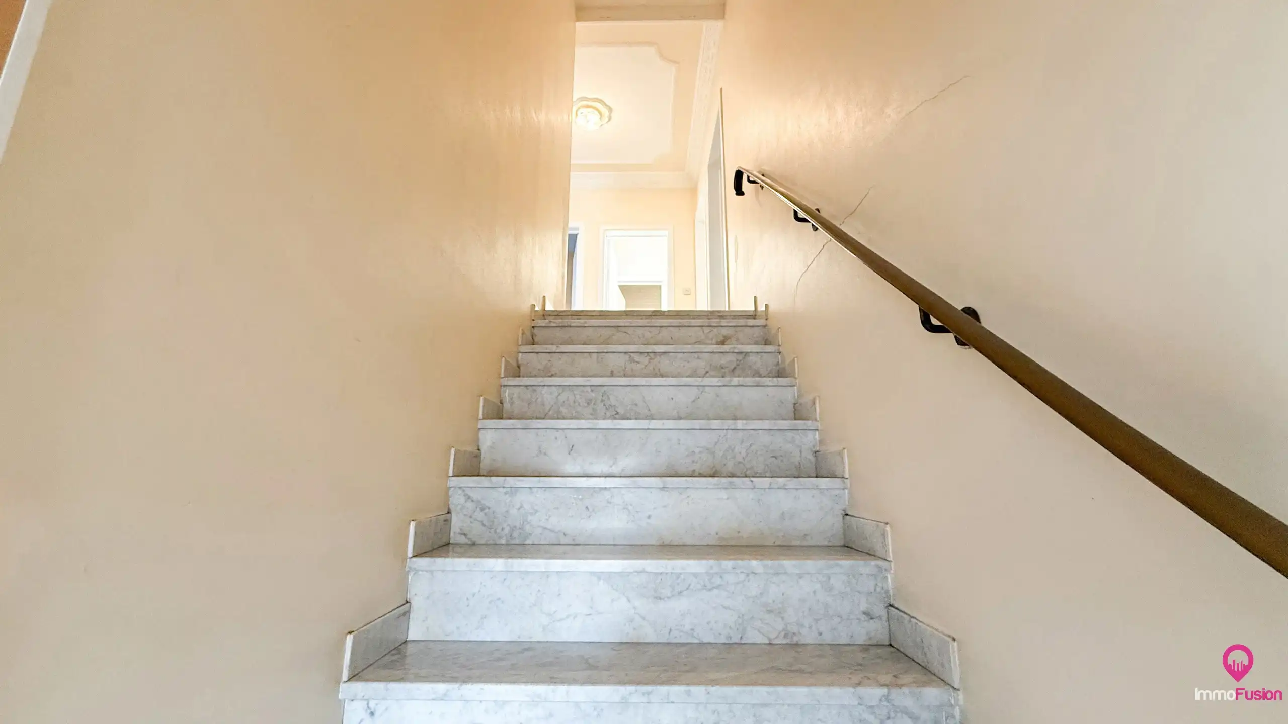 Handelspand met woonst op zeer goede commerciele ligging! foto 33