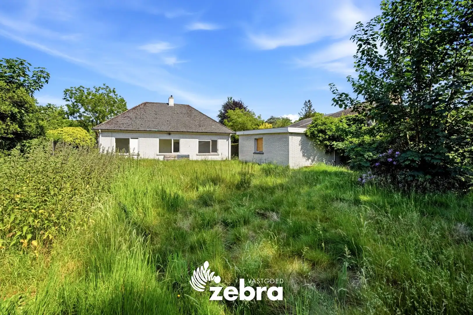 Te renoveren open bebouwing op toplocatie (Baronielaan) te Izegem! foto 22