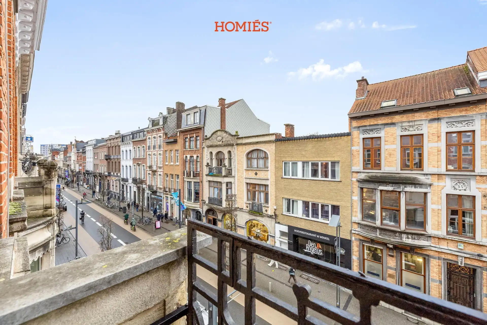 Gerenoveerd appartement met terras/balkon in historisch pand foto 6