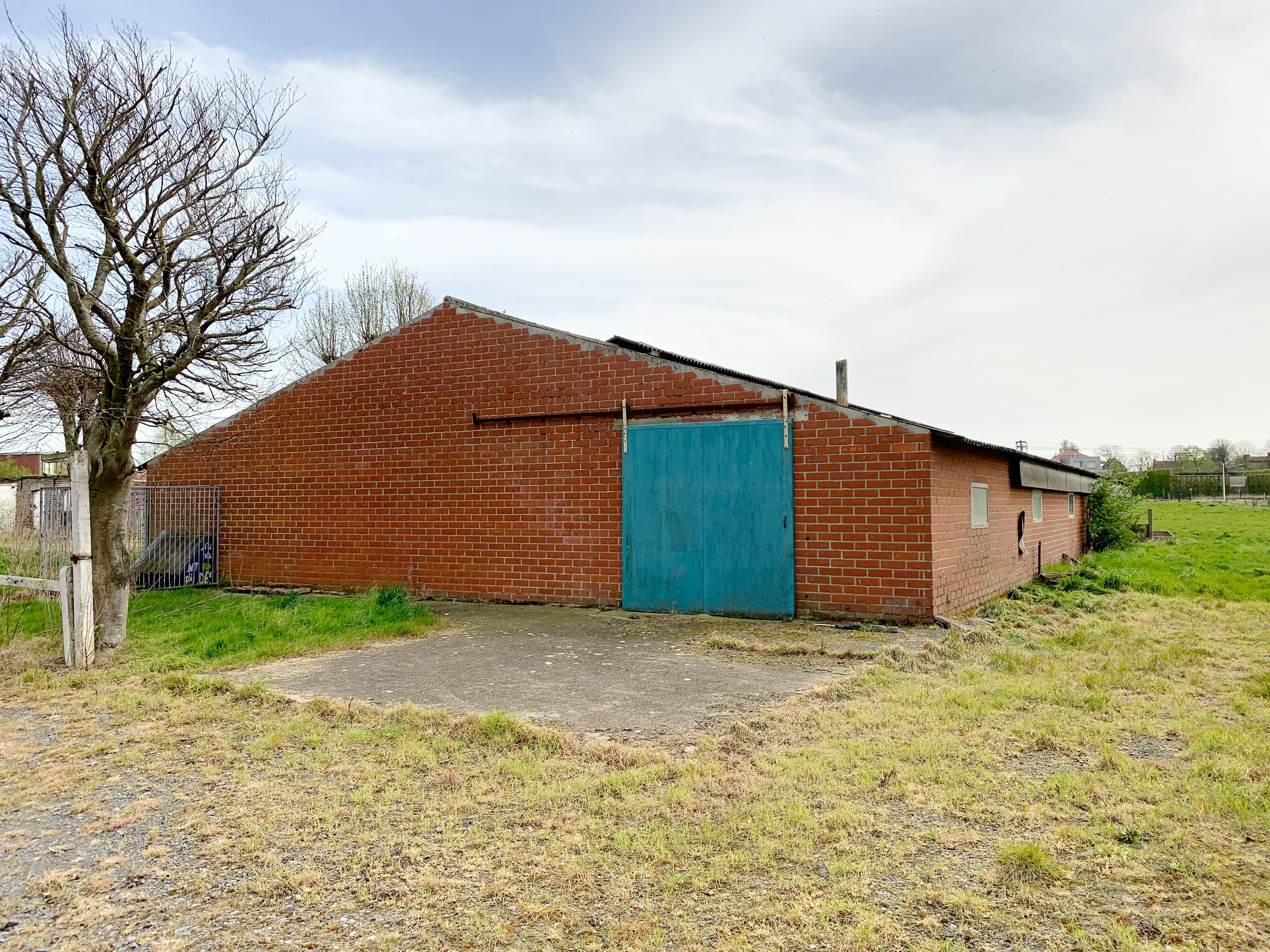 Idylissch gelegen hoeve met diverse bijgebouwen op 3ha foto 14