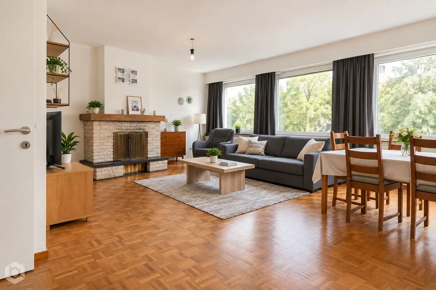 Appartementsgebouw met 4 app., 2 handelsglv., 5 garages én tuin foto 10