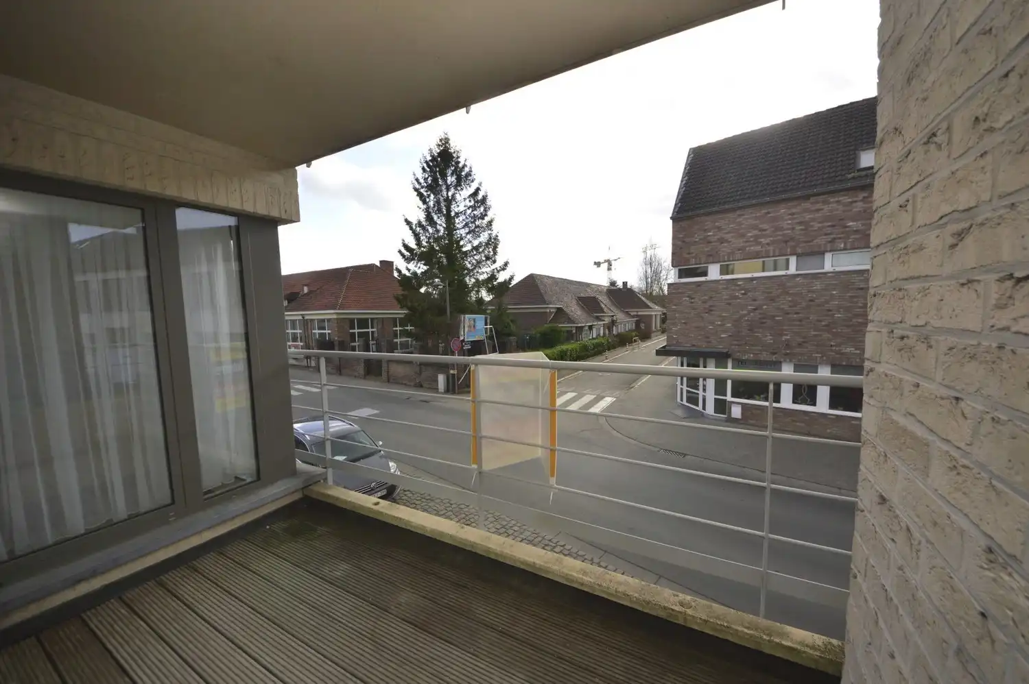 INSTAPKLAAR APP. MET TERRAS EN AUTOSTAANPLAATS CENTRUM NINOVE foto 7