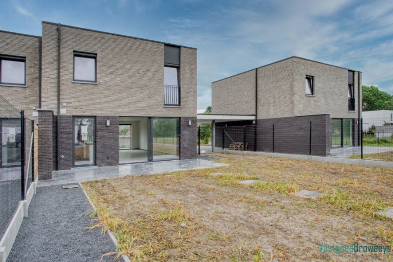 Rustig doch centraal gelegen nieuwbouwwoningen met alle comfort foto 7