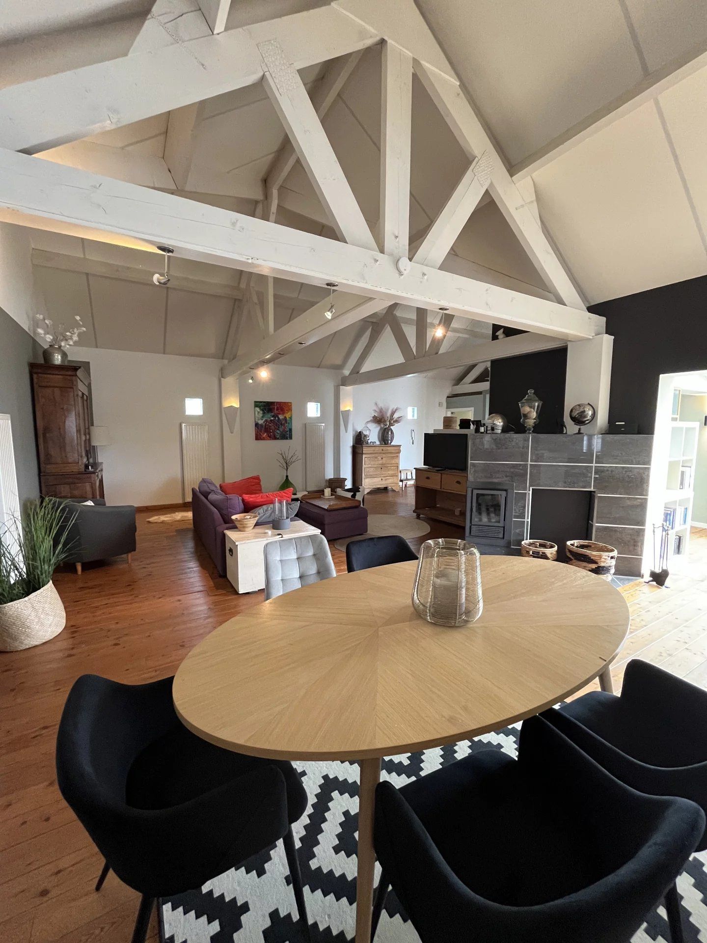 Gemeubelde loft te Beverlo foto 4