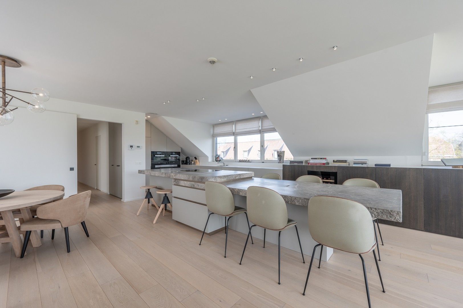 Uitzonderlijke eigendom met een uniek open zicht op de Hazegraspolders, vlakbij het Oosthoekplein. foto 6