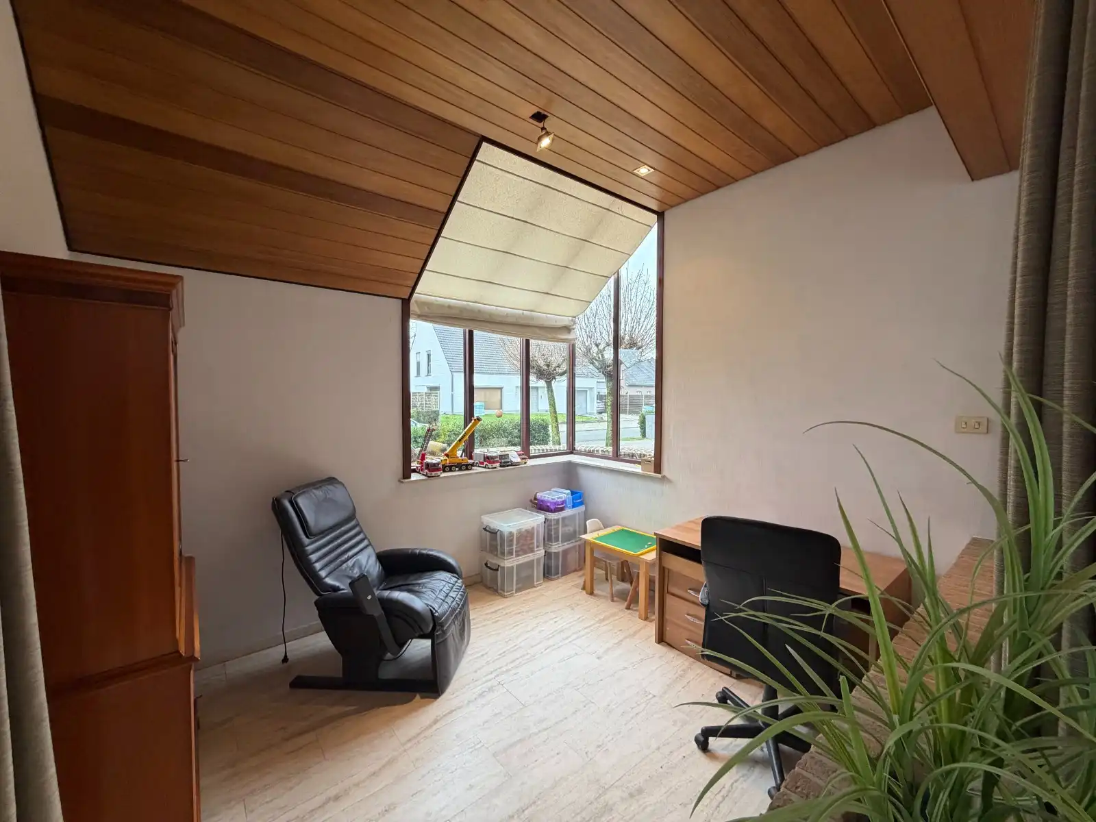 Ruime villa in residentiële wijk te Deinze foto 15