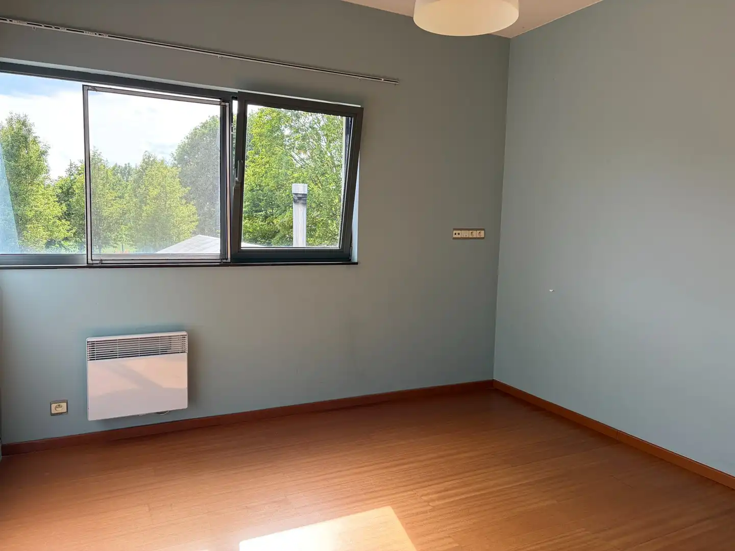 Prachtige, moderne villa gelegen op een groot perceel met prachtig uitzicht en stuk landbouwgrond foto 15