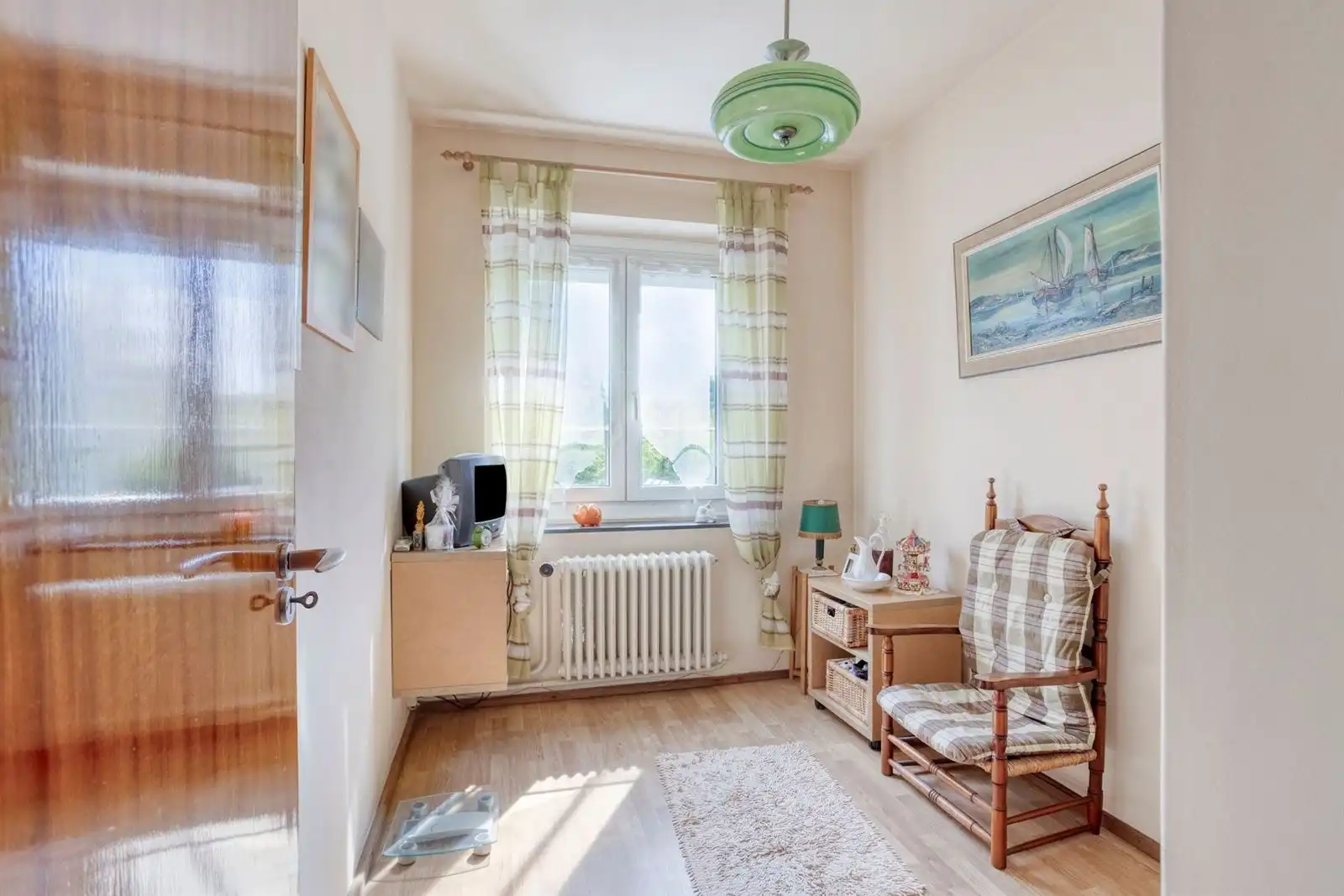 Zeer goed onderhouden woning met 3 slaapkamers, bureau + prive staanplaats  foto 23