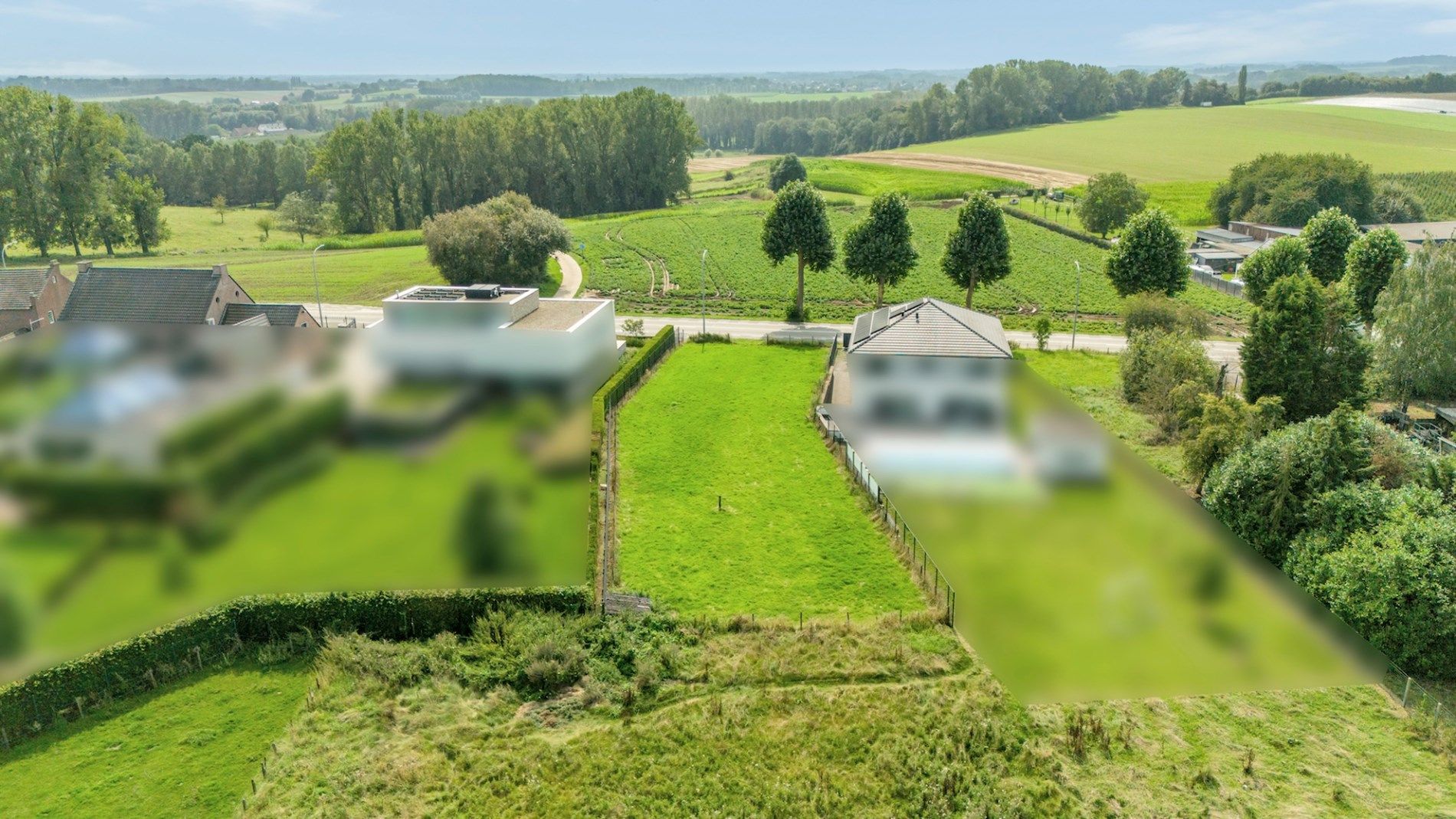 Ruim perceel geschikt voor een mooie open bebouwing, met zicht op de achtergelegen velden foto 11