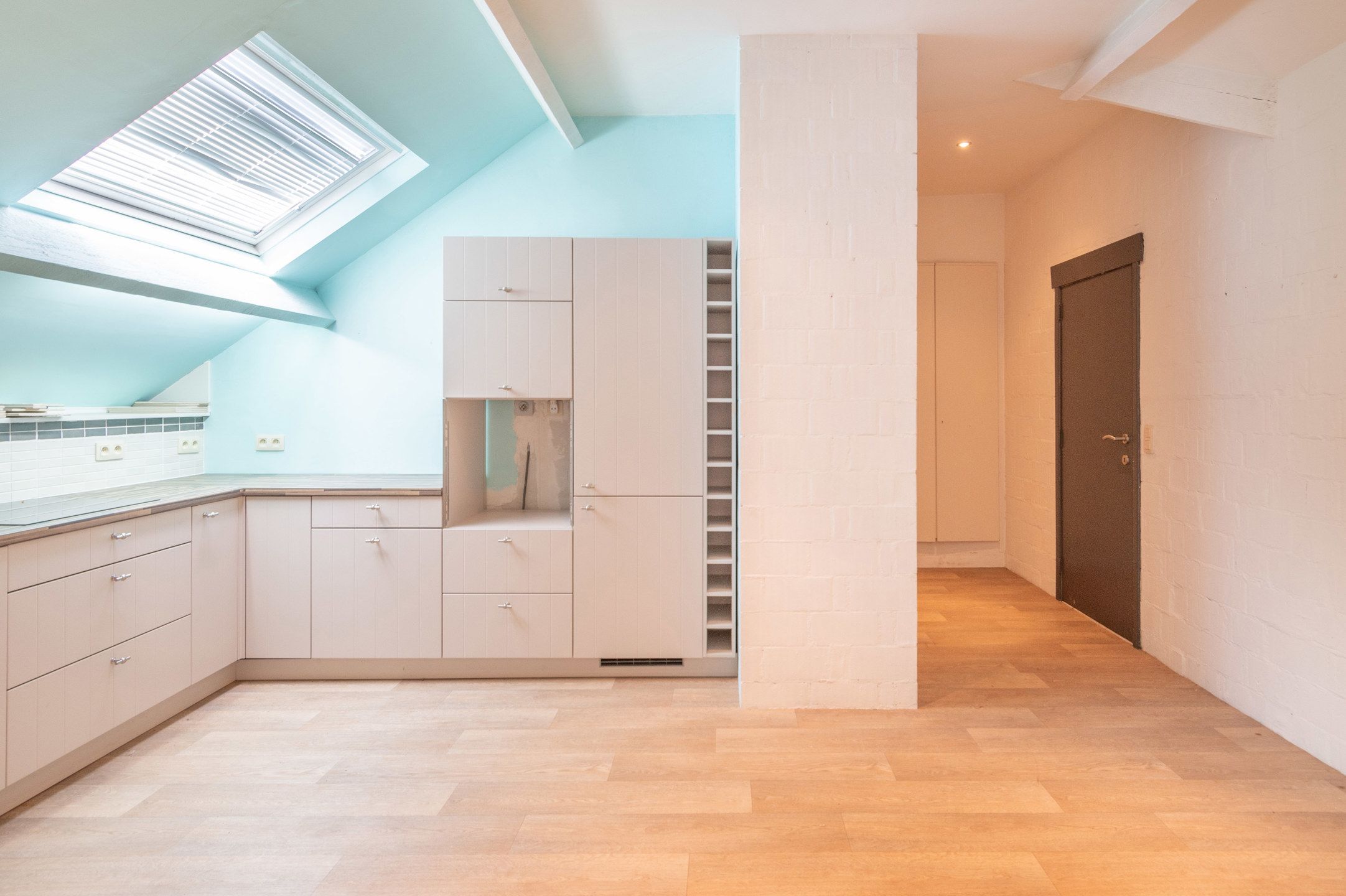 Riante jaren 80 villa in een groene omgeving  foto 34