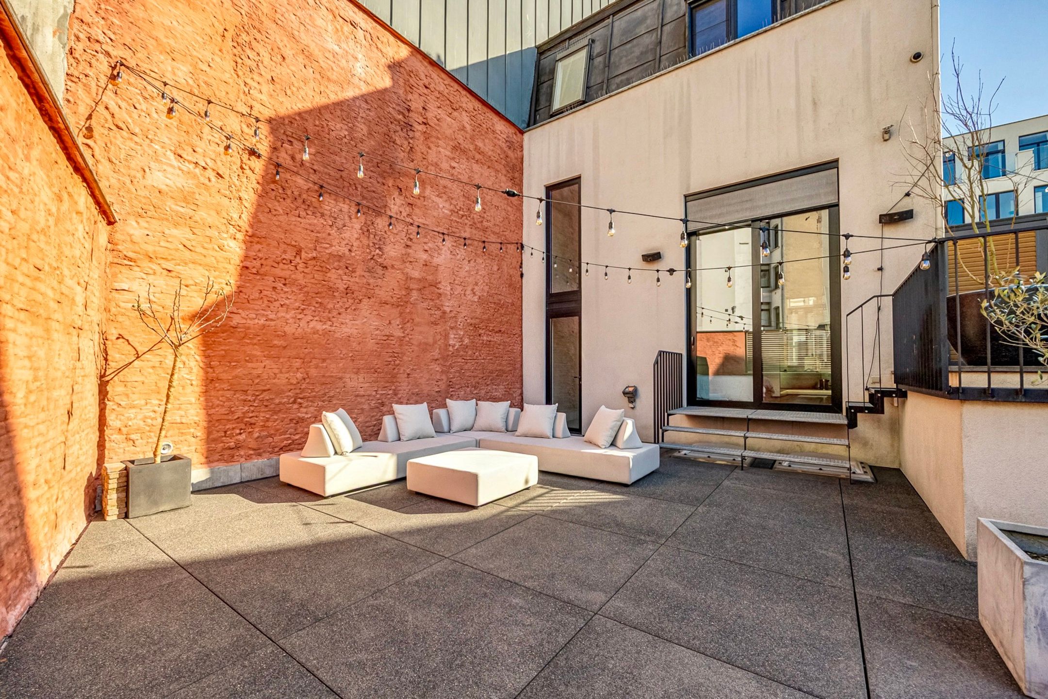 OPEN HOUSE 14/6 - Herenwoning met 2 inpandige staanplaatsen! foto 6