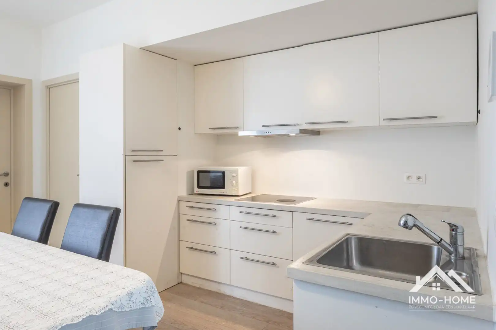 Opportuniteit ..wonng met 2 gerenoveerde appartementen en in TOP staat!! foto 25