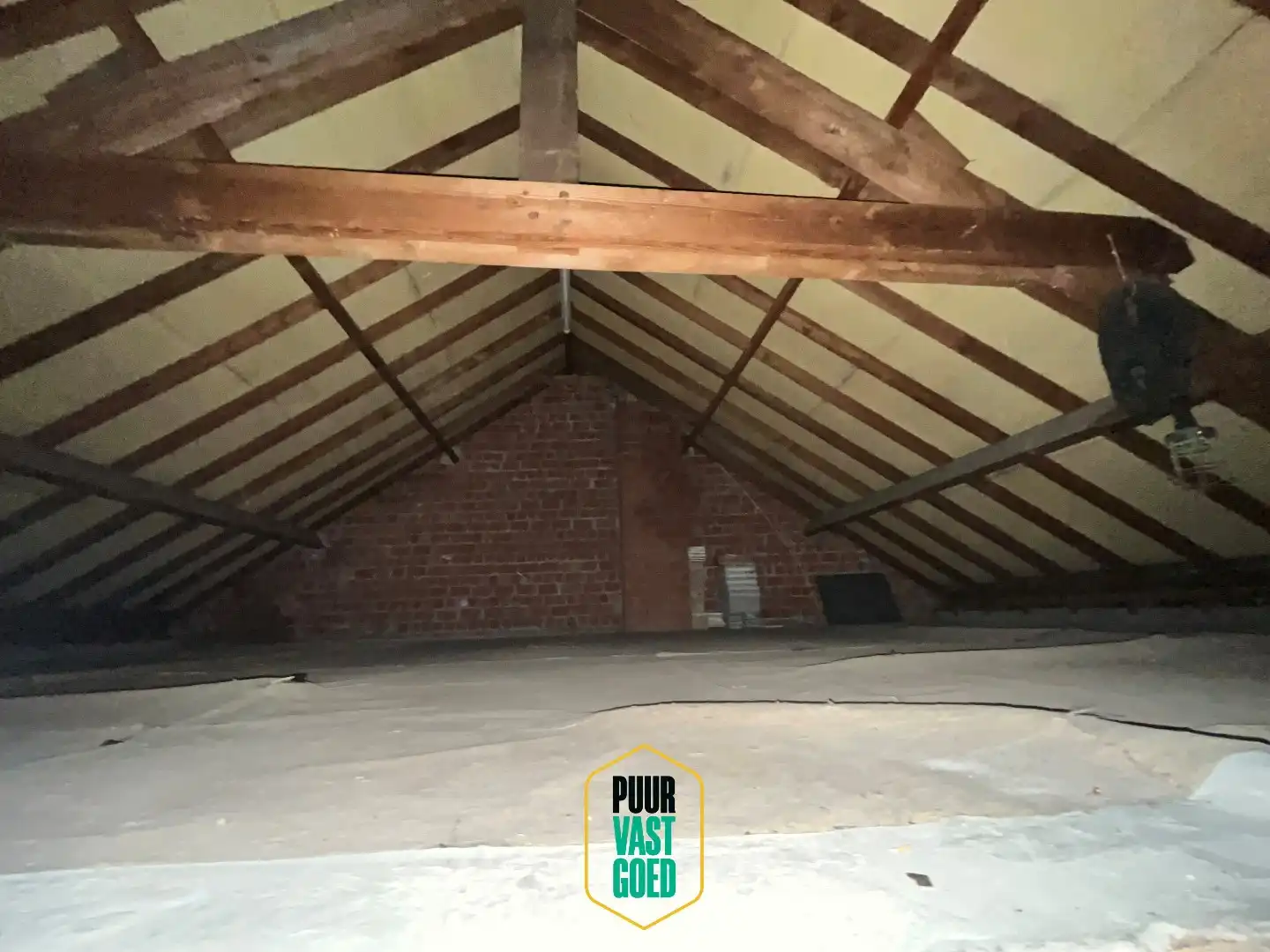 Vlot bereikbare en degelijke woning met tuin, garage en dubbele oprit. foto 20