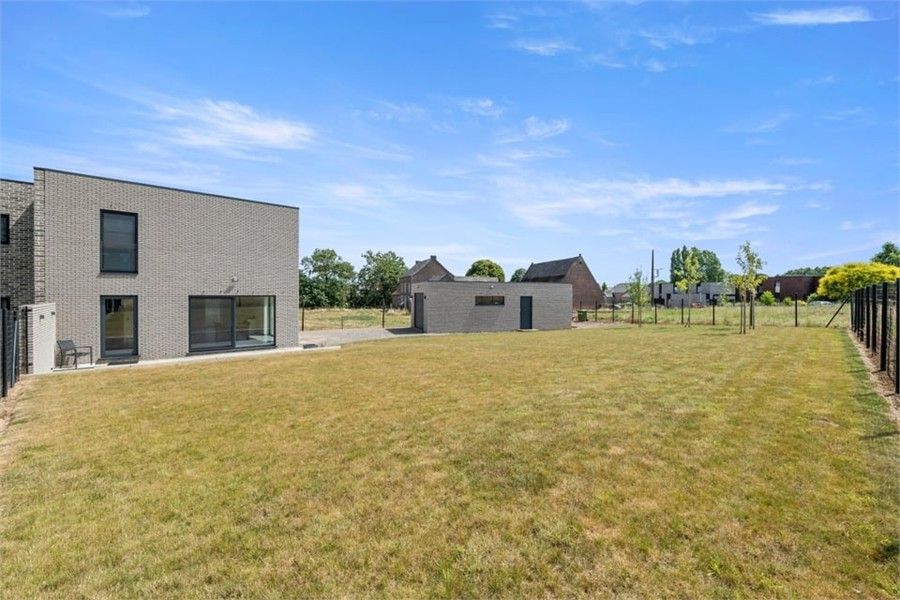 PRACHTIGE NIEUWBOUWWONING OP EEN MOOI PERCEEL IN GINGELOM foto 5