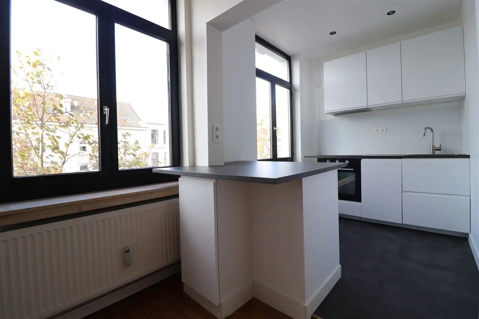 Karakter appartement aan KMSKA foto 3