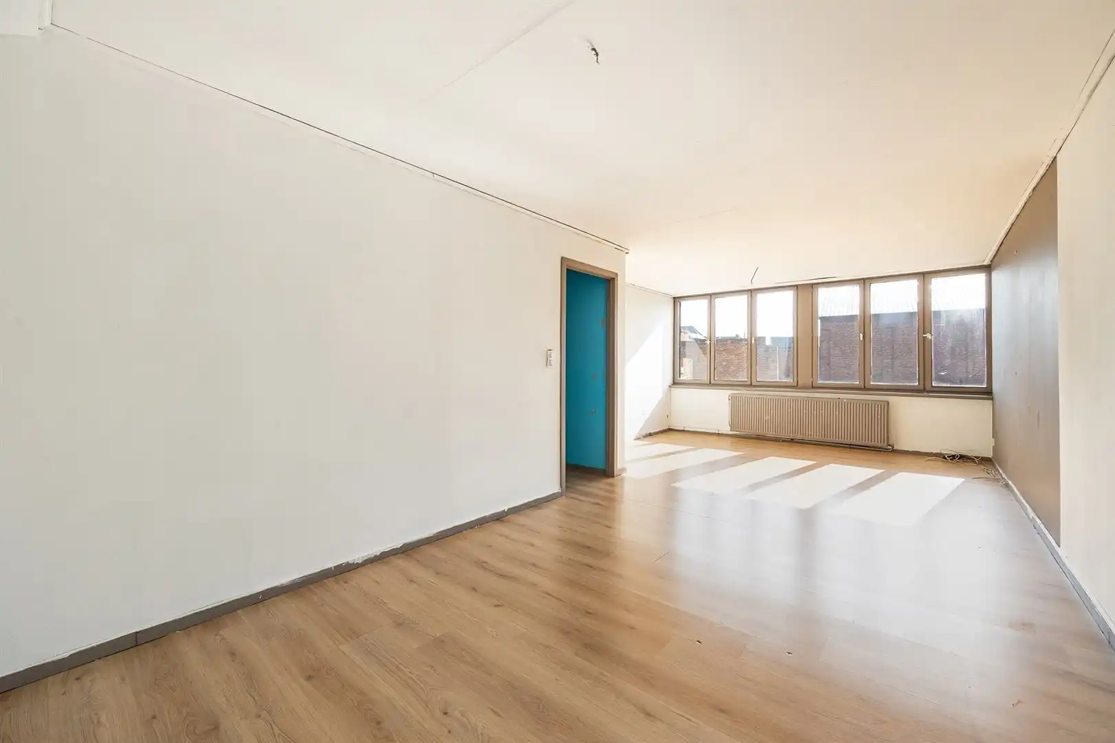 Handelshuis met studio en veel potentieel! foto 12