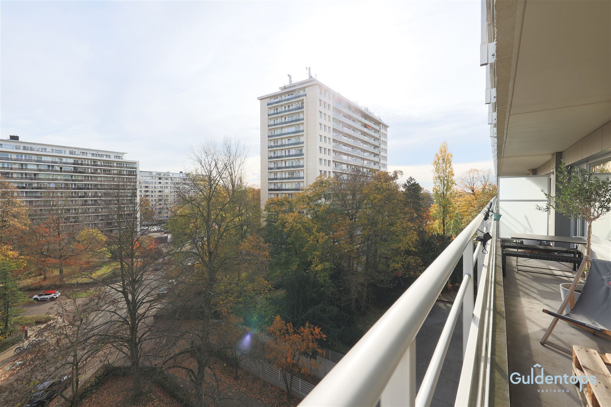 mooi 2 slkpkamerappt op topligging met fantastisch uitzicht foto 16