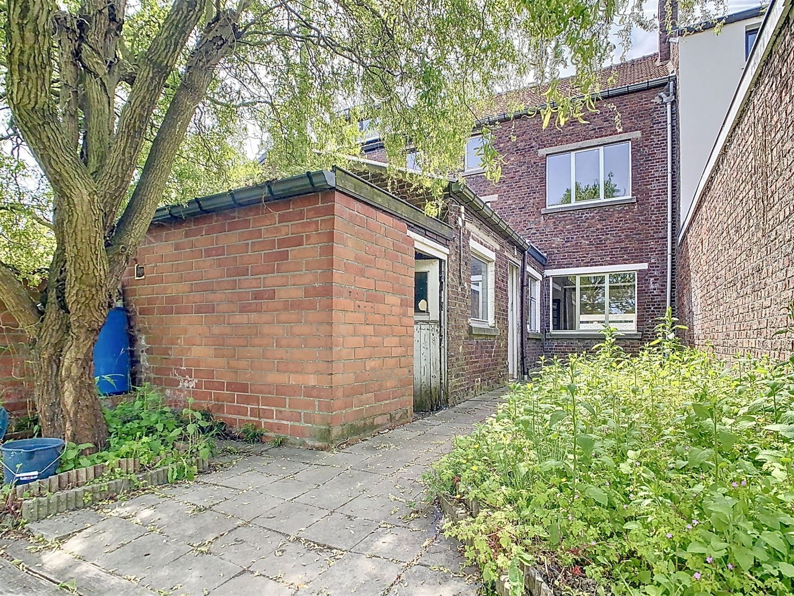 Te renoveren woning, 3 slpks, zolder, tuin, garage, 9a 98ca foto 3