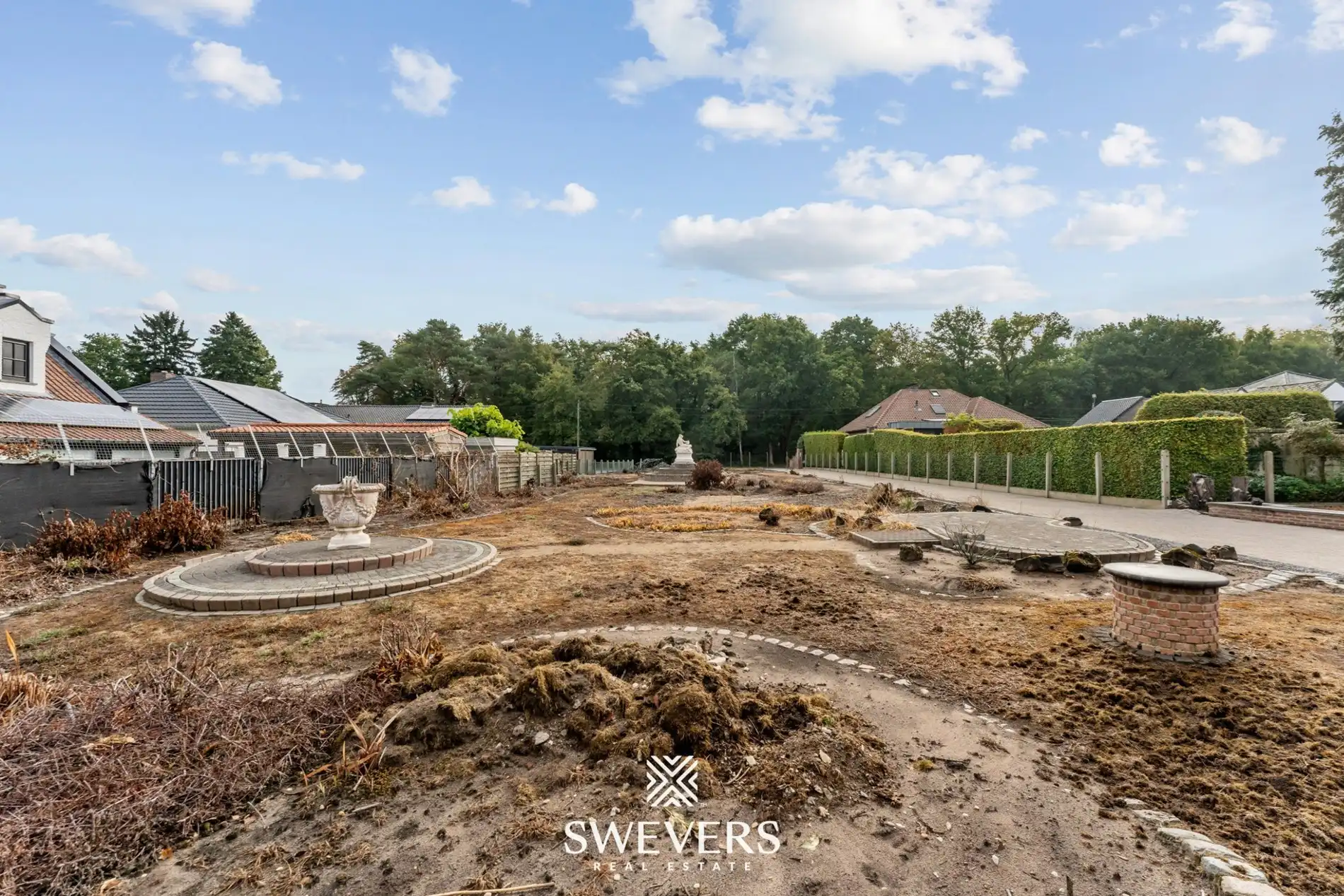 Ruime bouwgrond open-bebouwing met vrijstaande opslagruimte en garage foto 8