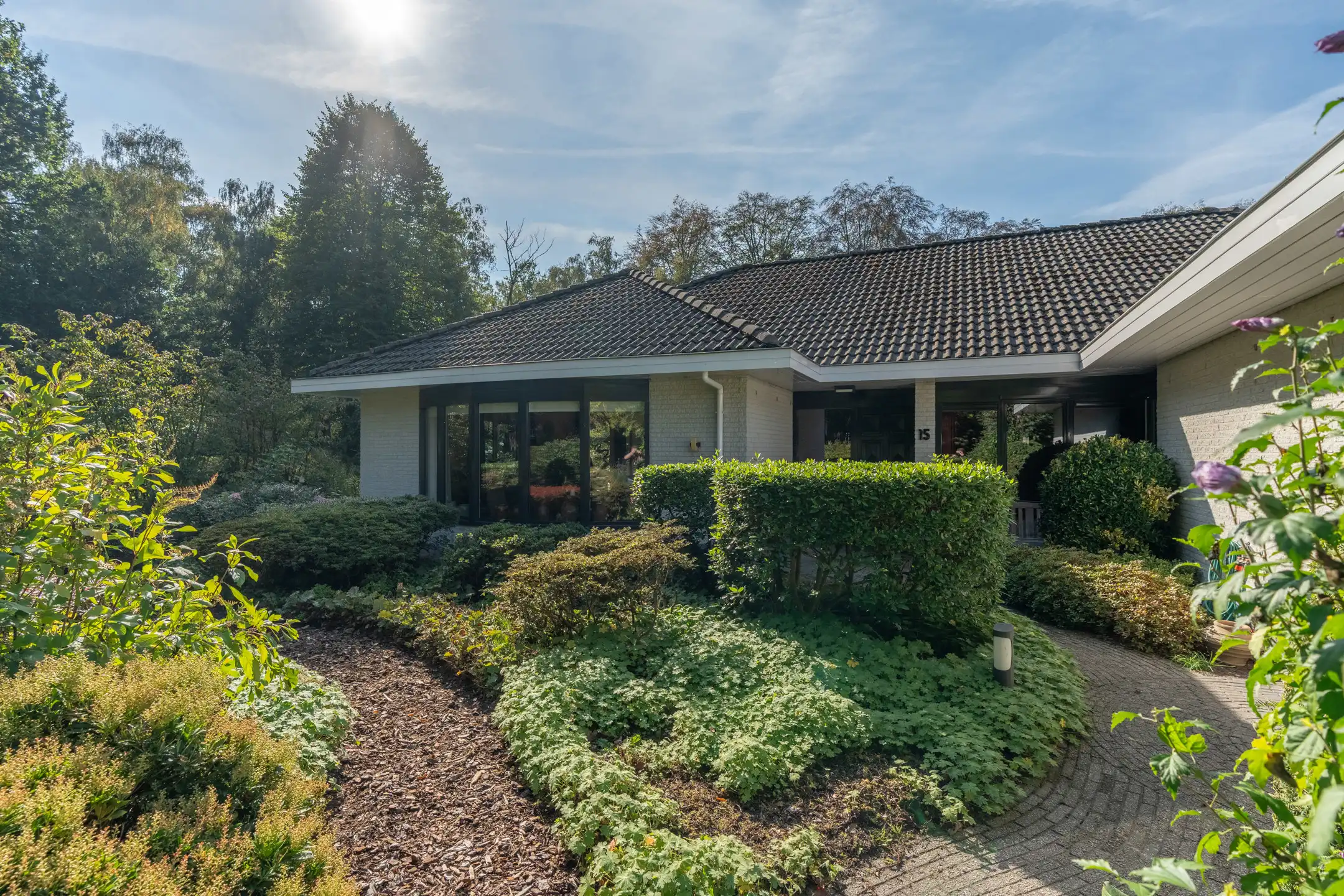 Instapklare gelijkvloersvilla met unieke parktuin op 2.086 m²  foto 43