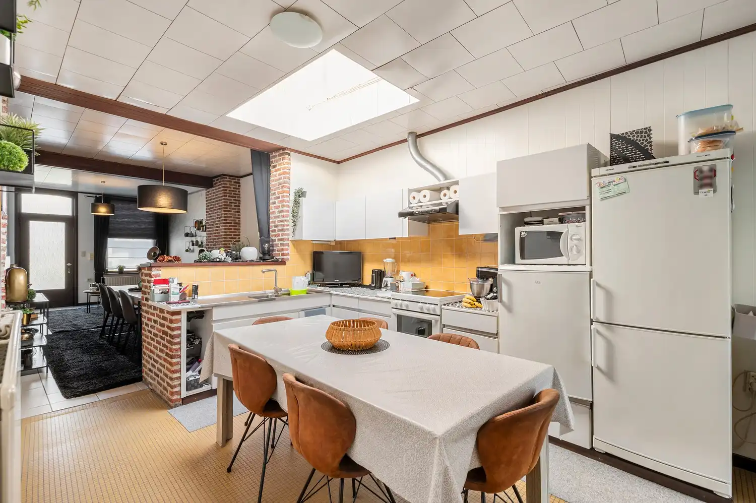 WONING I 2 SLPK I CENTRUM BEERZEL I 2 GARAGE'S foto 11