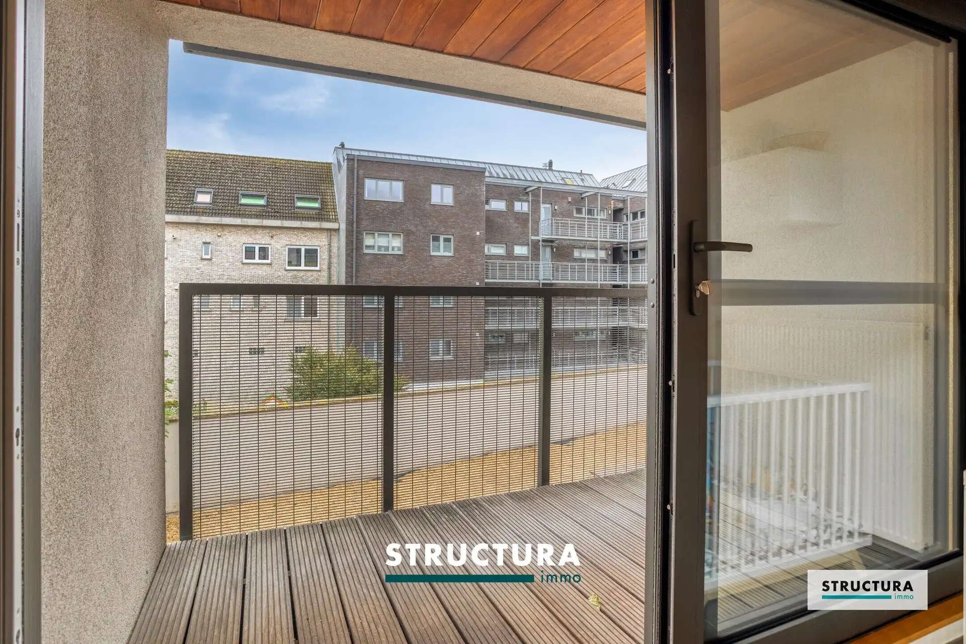 Rustig gelegen, recent appartement met ruime slaapkamers, vlakbij het centrum! foto 5