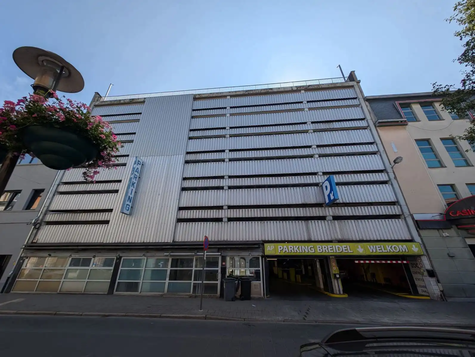 12 parkeerplaatsen in de Parking Breydel foto 6