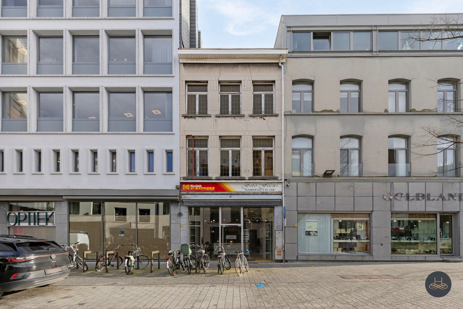 Ruime handelswoning op toplocatie met tal van mogelijkheden foto 2