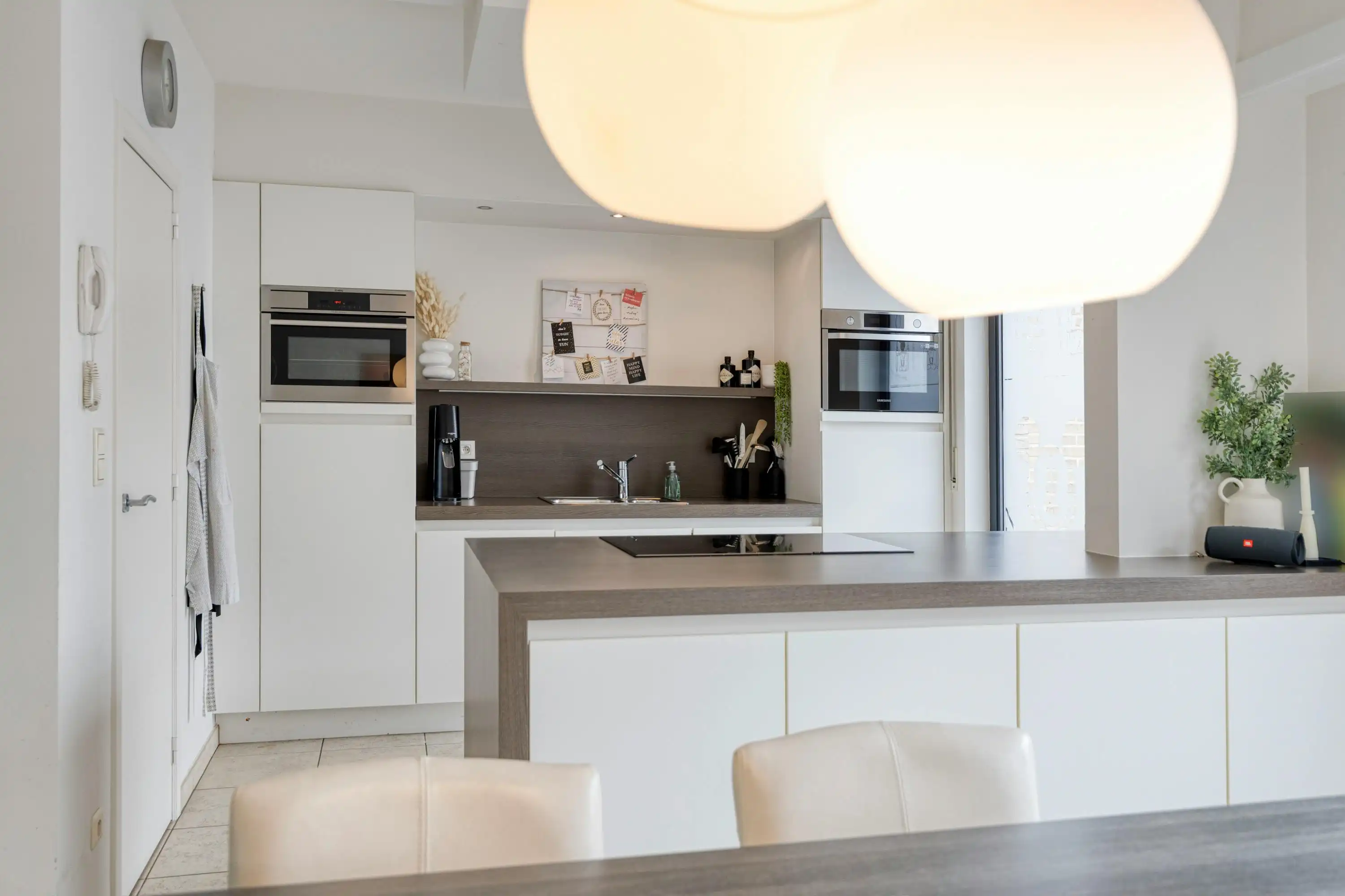 Charmant huis (EPC B) met tuin en 4 slaapkamers te Wijnegem! foto 7