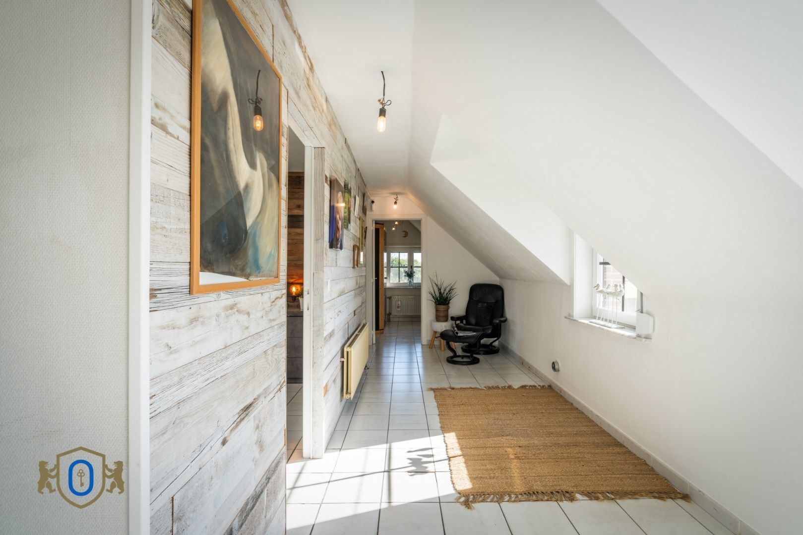 Landhuis met meerdere bijgebouwen foto 17