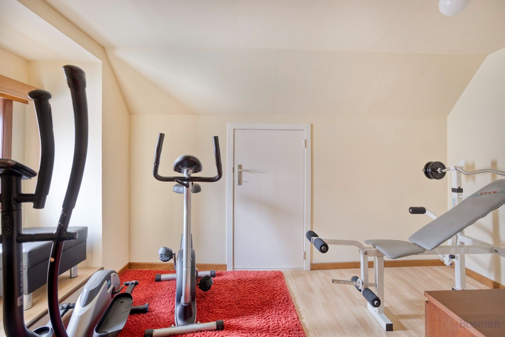 Gerenoveerde gezinswoning te koop in Tessenderlo centrum foto 24